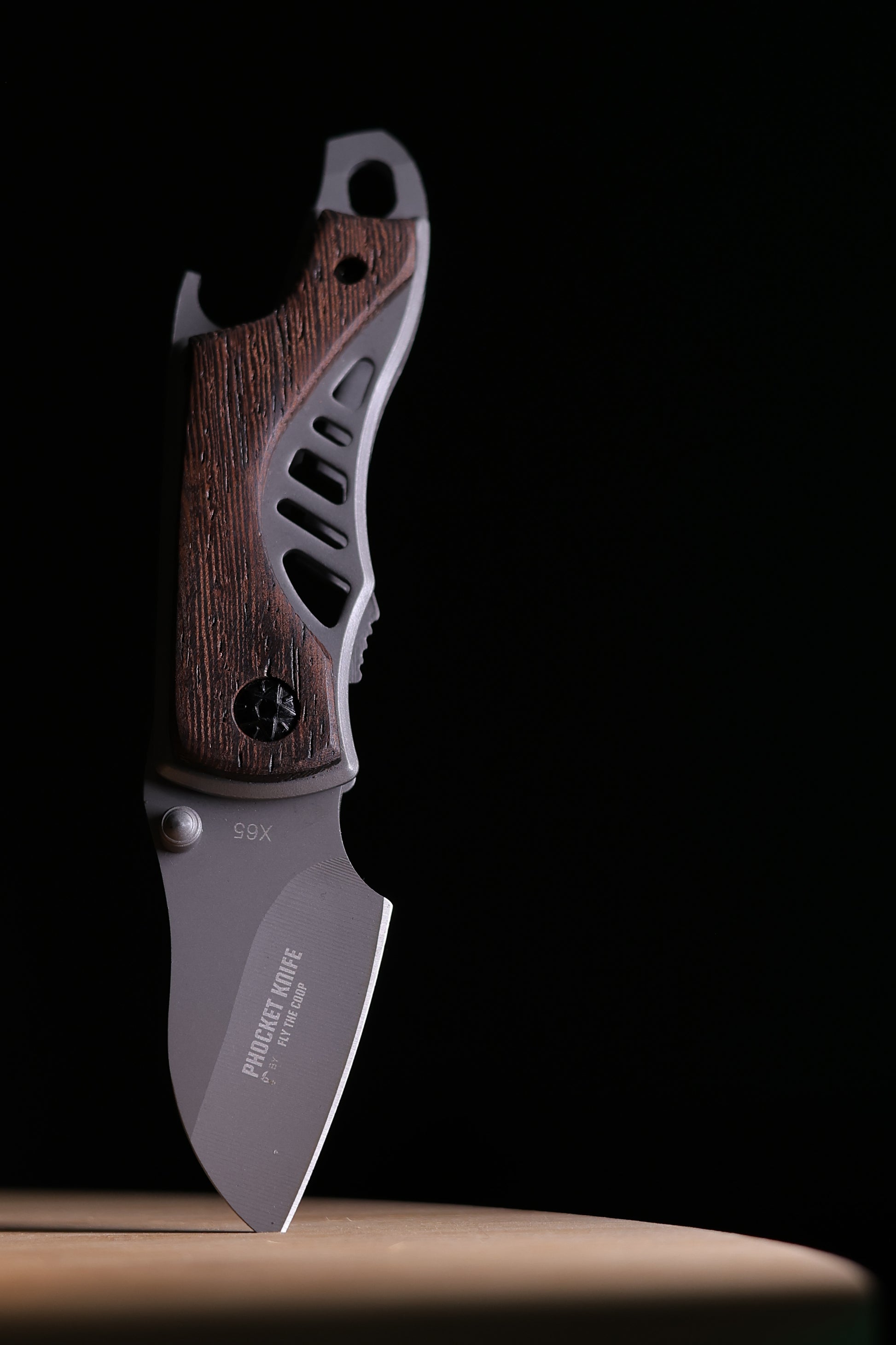 Phocket Knife by Fly The Coop | Heavy-Duty 14 cm Pocket Knife – 2 Styles Available - campassion.leb