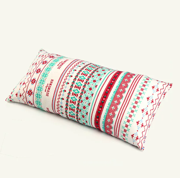 Crafty pillow - campassion.leb